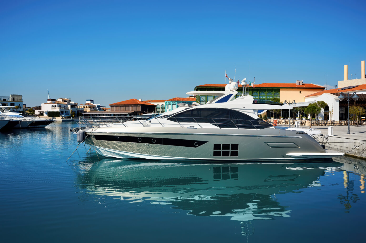 ritz carlton yacht collection cost